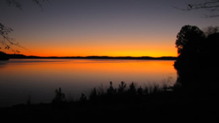 Lake Heartwell in South Carolina, sunset