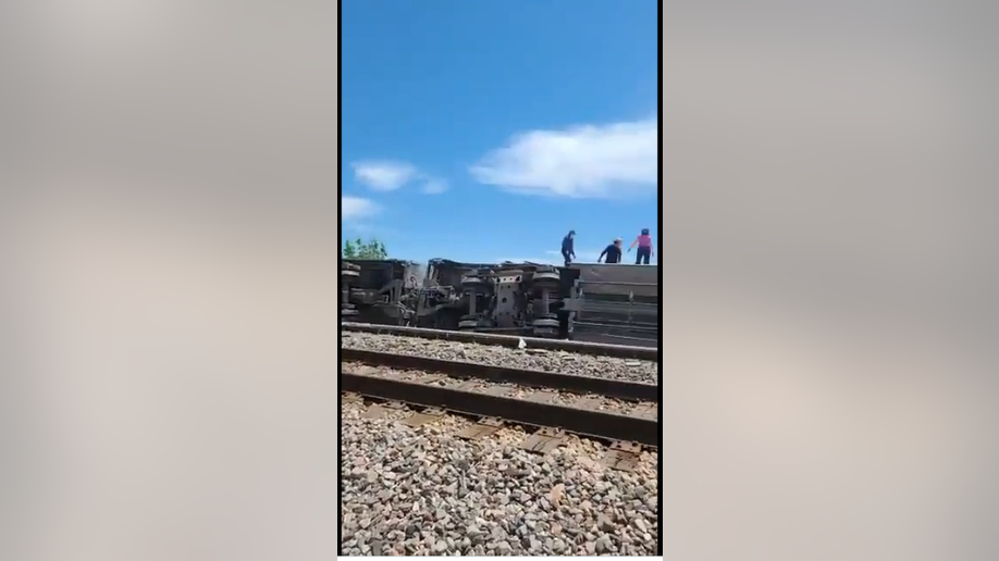 Amtral train derailment in Missouri