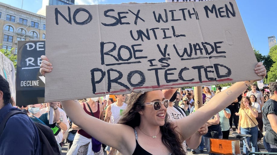 Supreme Court overturns Roe v Wade: Photos of protesters crowds