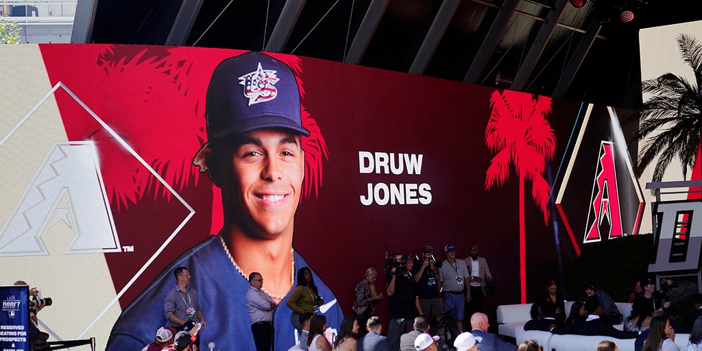 Druw Jones part of MLB's next-gen stars with last-gen bloodlines