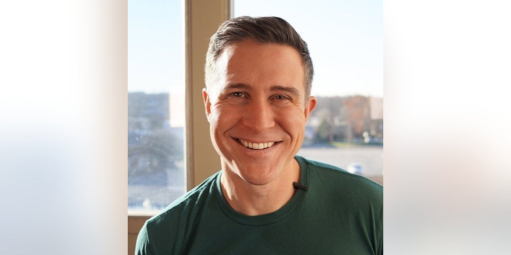 Lucas-Kunce-headshot2.jpg?ve=1&tl=1