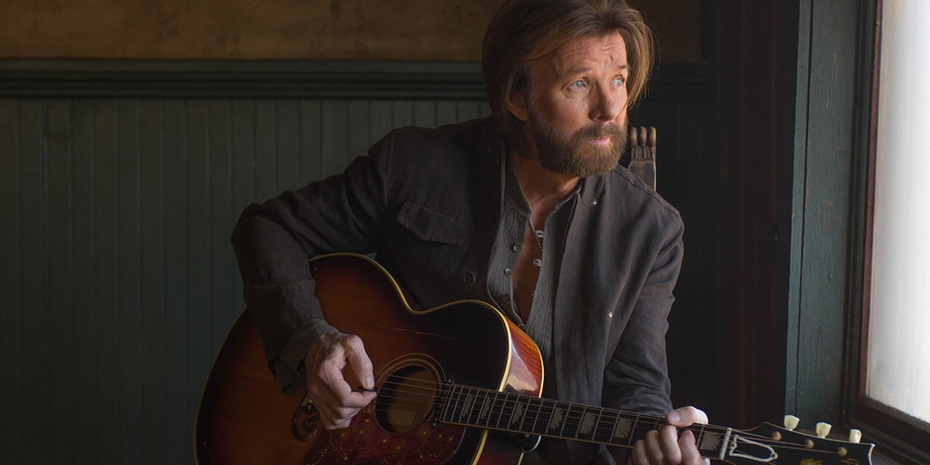 Ronnie Dunn says new album '100 Proof Neon' is a return to country music of the '80s - Vimarsana News