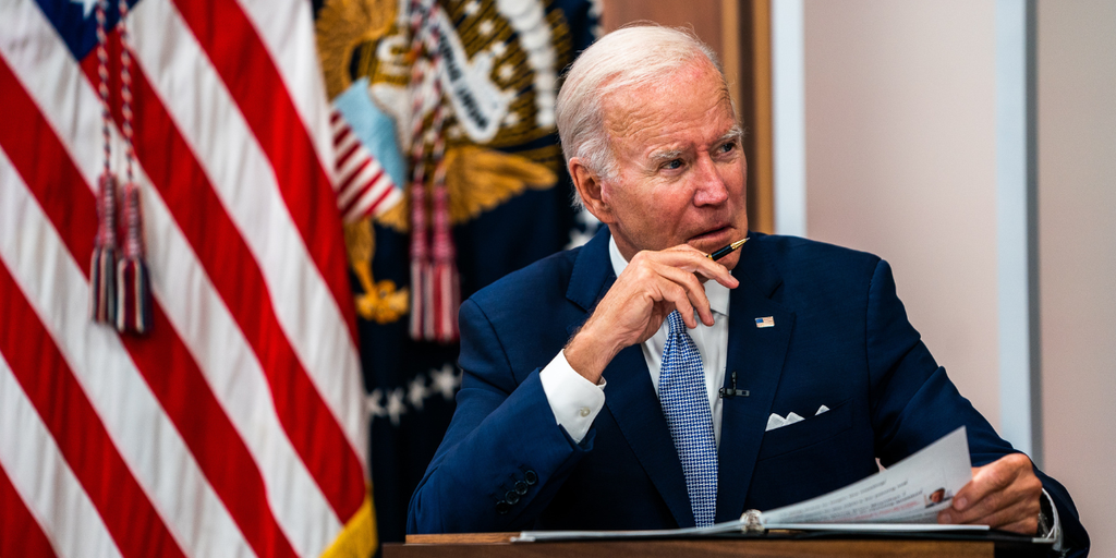 Democrats demanding President Biden be more aggressive in debt limit talks: Voters 'pulling their hair out' - Vimarsana News