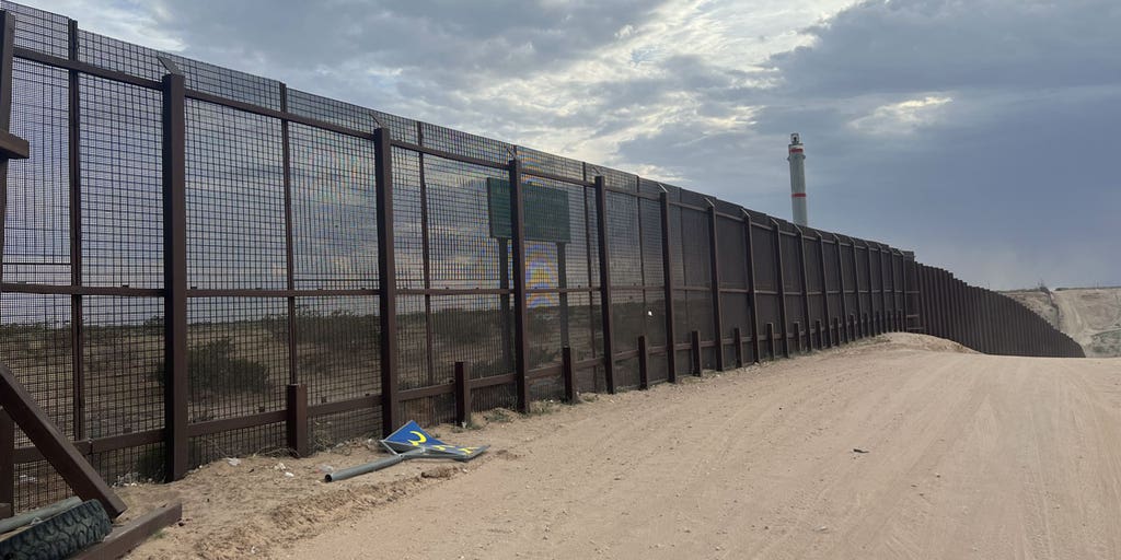 el-paso-border.jpg?ve=1&tl=1