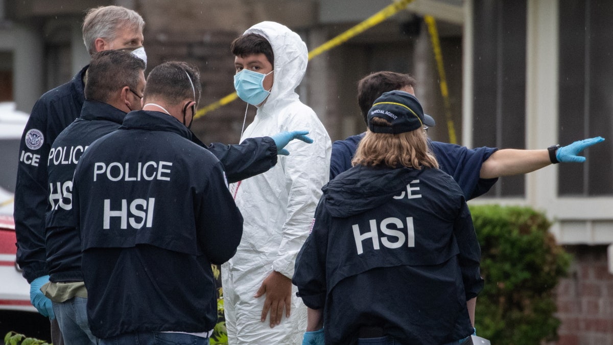 HSI agents respond to a trafficking situation in Texas