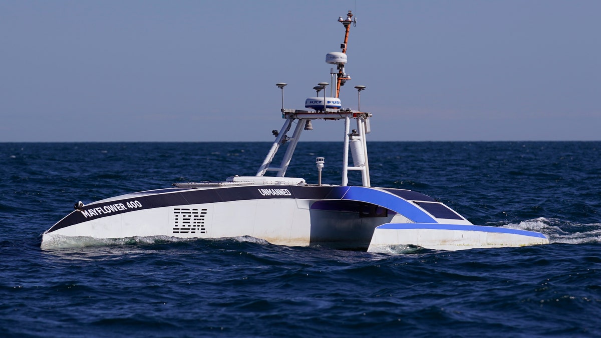 IBM robot boat reaches Plymouth rock The crewless robotic boat retraced the 1620 sea voyage of the Mayflower. 