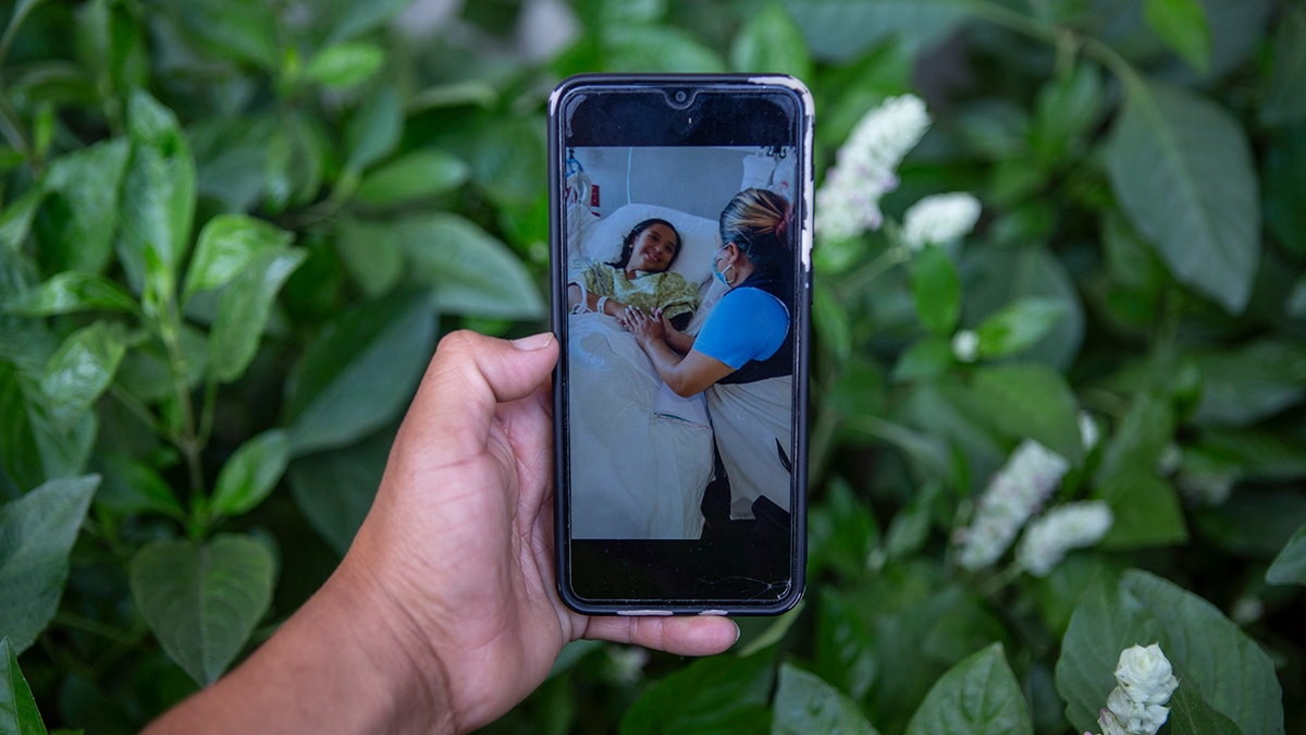 Guatemalan woman at San Antonio hospital photo