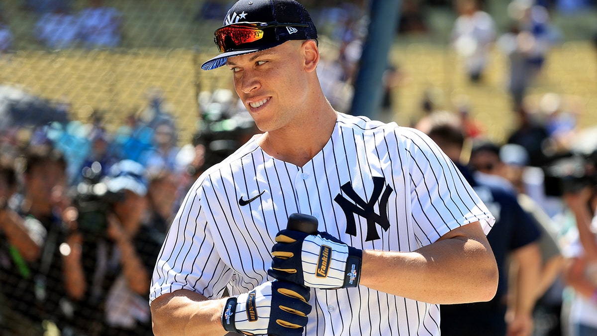 Aaron Judge grips a baseball bat