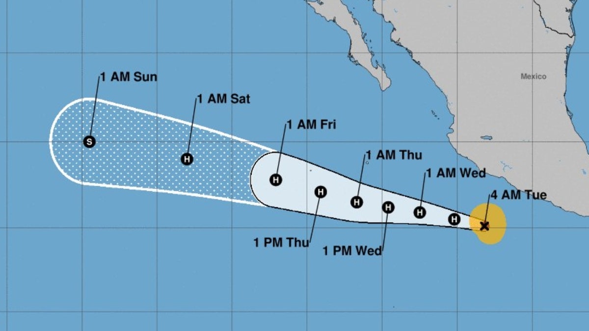 Hurricane Bonnie track into Pacific Ocean