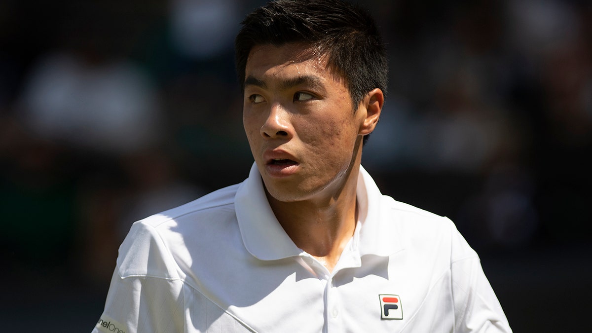 Brandon Nakashima plays Nick Kyrgios