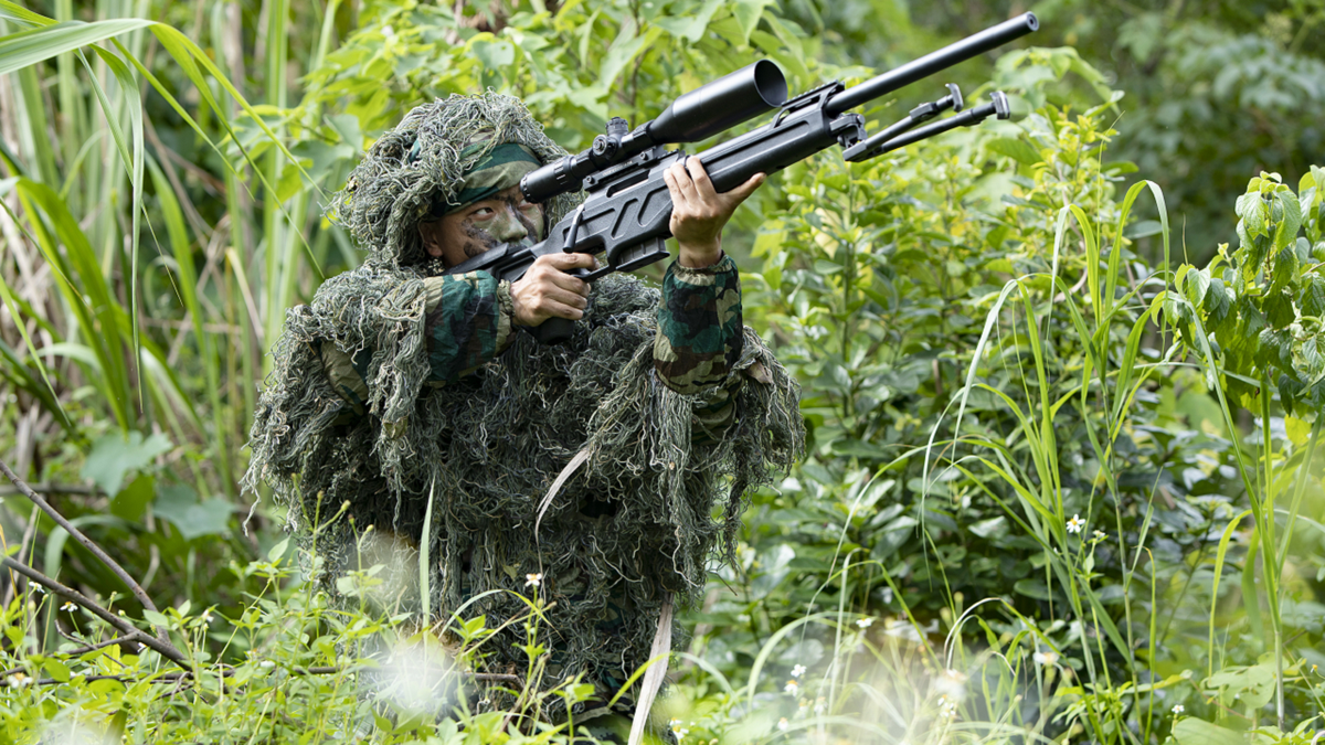 Chinese military special forces soldiers