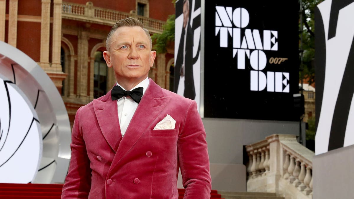 Daniel Craig at "No Time to Die" premiere