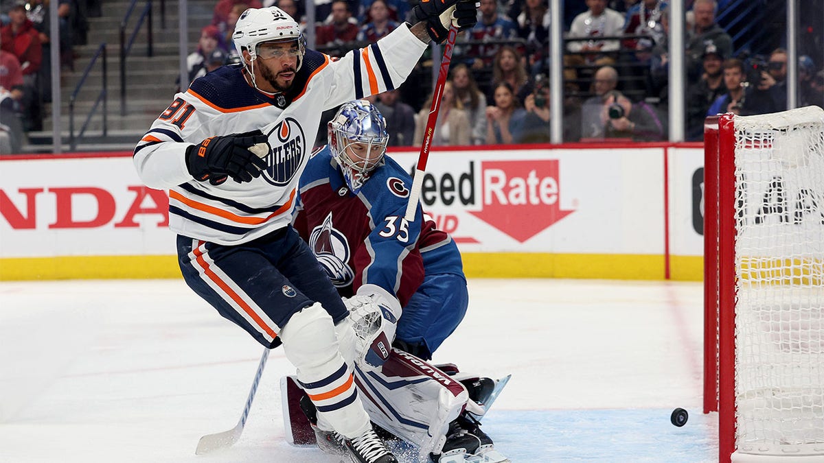 NHL free agency: Evander Kane signs 4-year contract with Oilers
