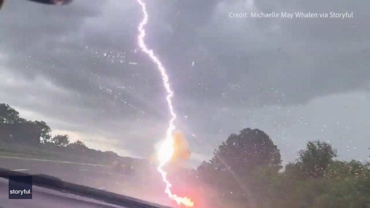 Florida Tampa lightning strike