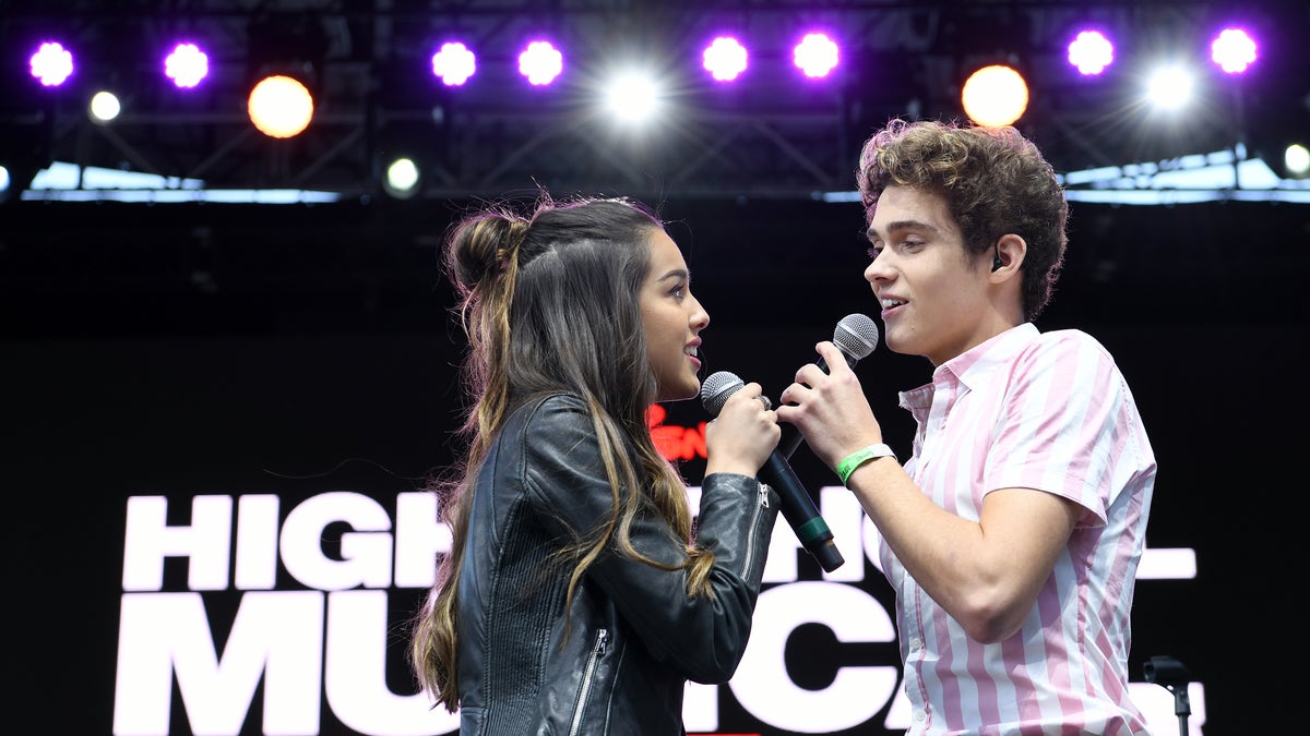 Olivia Rodrigo and Joshua Bassett previously shared a longing gaze on stage, reminiscent of the one Rodrigo gave Bassett three years later.