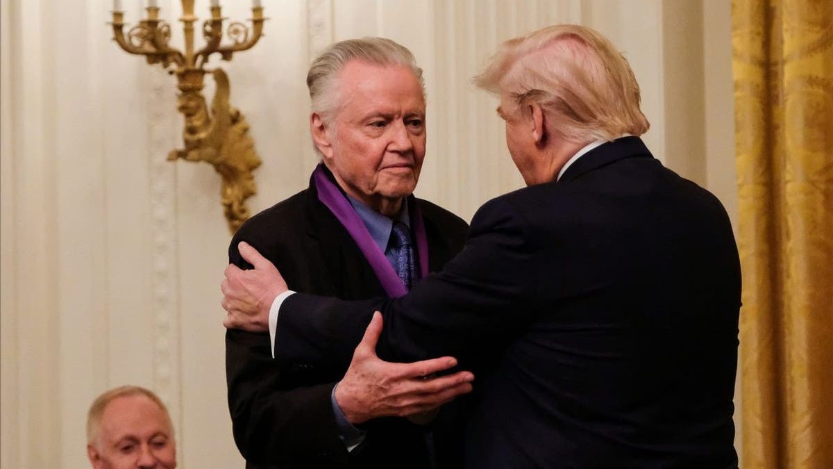 Jon Voight Donald Trump