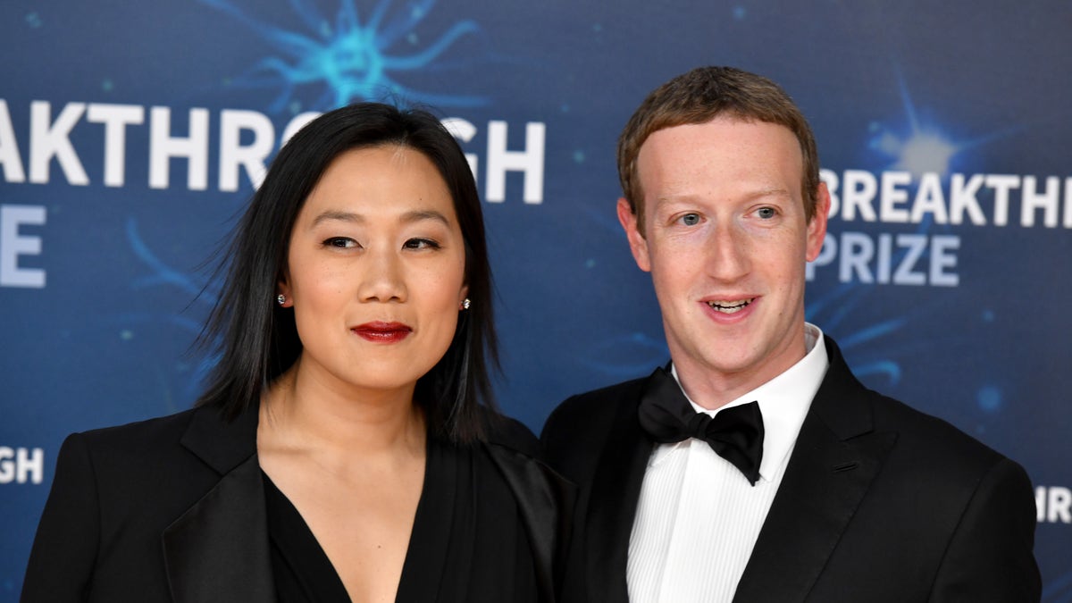 Priscilla Chan facebook executive Mark Zuckerberg 