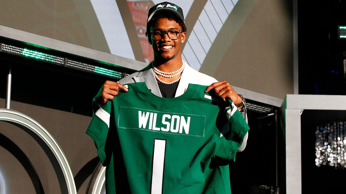 Jets first round pick Garrett Wilson at the NFL Draft