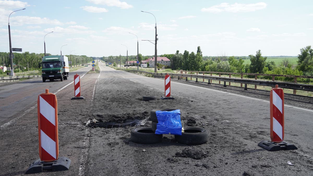 Antonovsky bridge Dnieper river