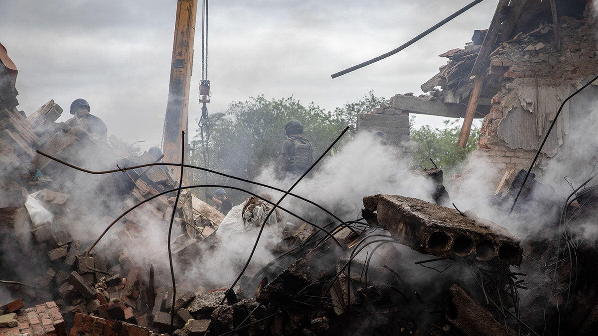 A photo of a destroyed school in Kramatorsk