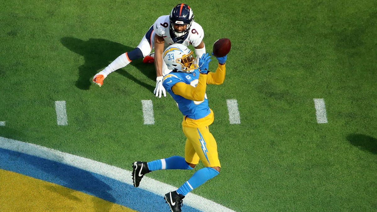 Chargers safety Derwin James defends a pass against the Denver Broncos