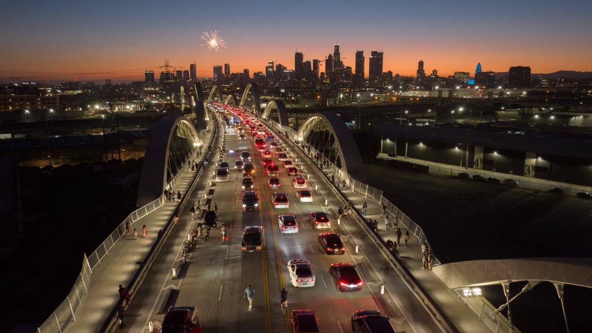 6th street bridge