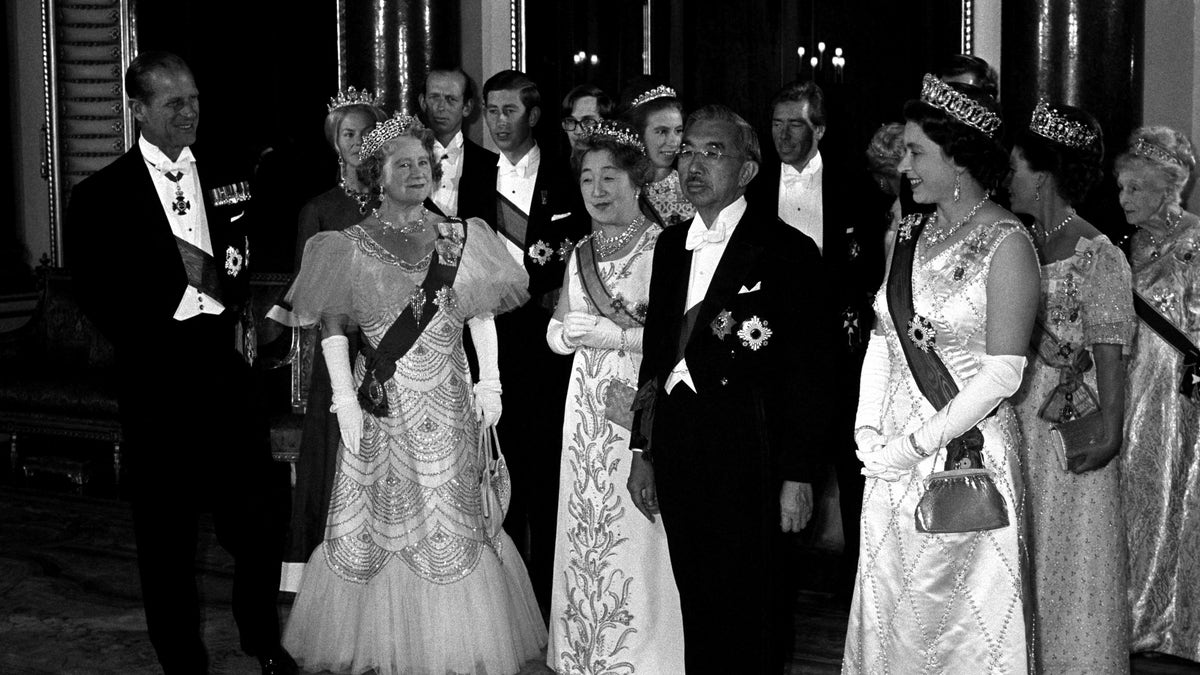 Emperor Naruhito attends banquet in collar of the Supreme Order of the Chrysanthemum