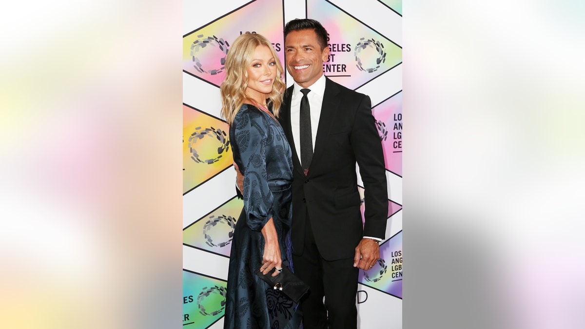 Kelly Ripa and Mark Consuelos