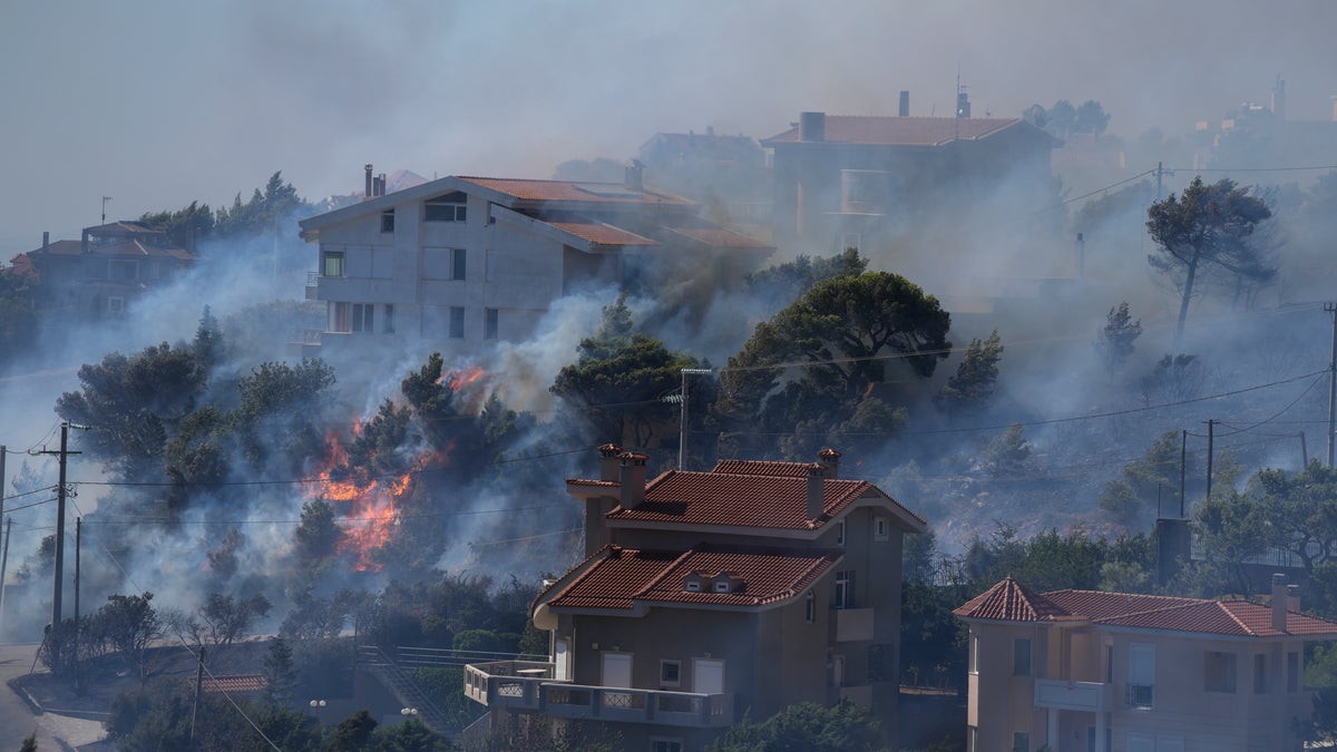 Major wildfires burn across Greece