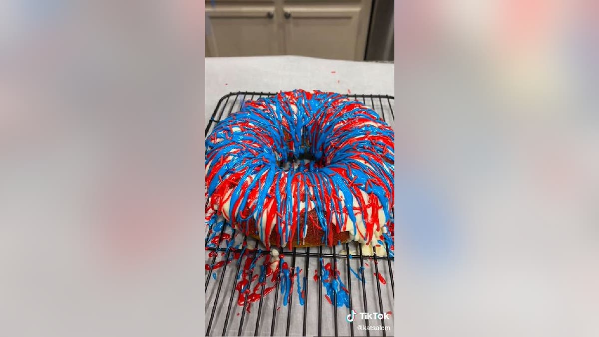 Katherine Salom adds sprinkles to 4th of July bundt cake