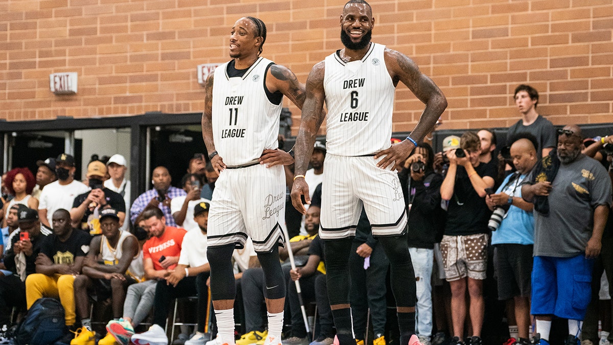 LeBron James arguing with referees during Drew League goes viral
