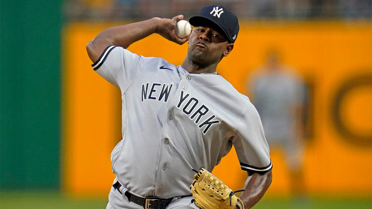 Luis Severino throws a pitch