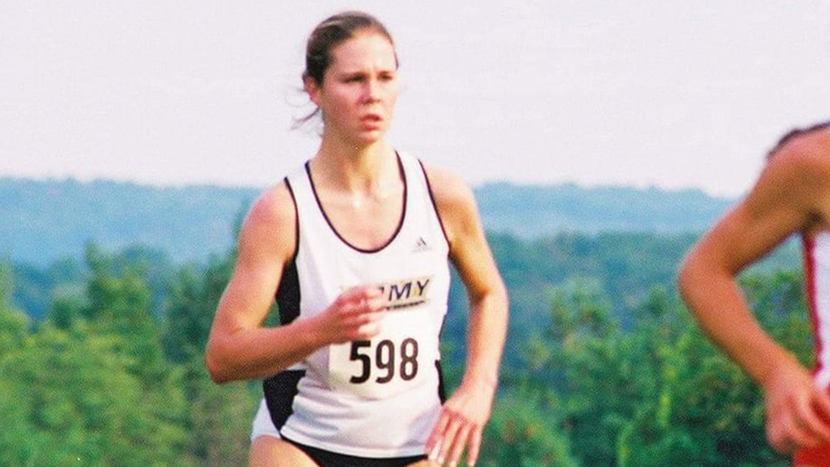 Maura Murray running long distance in her West Point uniform.