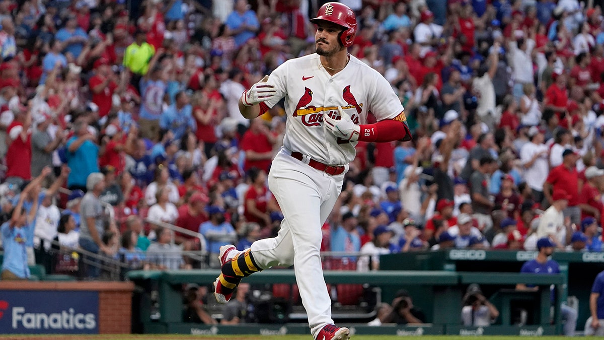 Breaking News! Nolan Arenado and the Cardinals decide to be together – Dose  of Buffa
