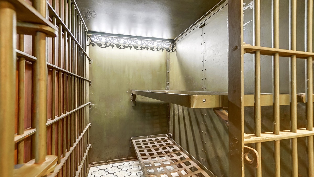 Jail cell home in Ohio