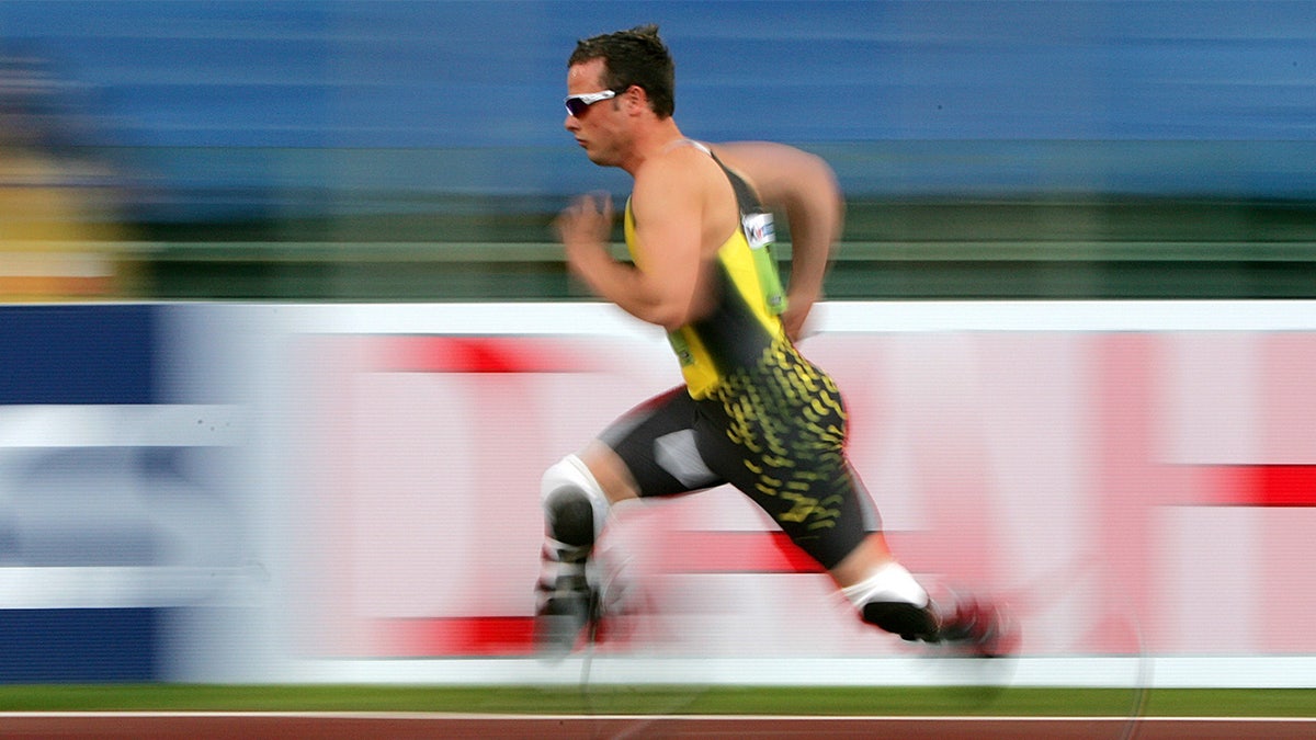 Oscar Pistorius competing in Italy in 2007