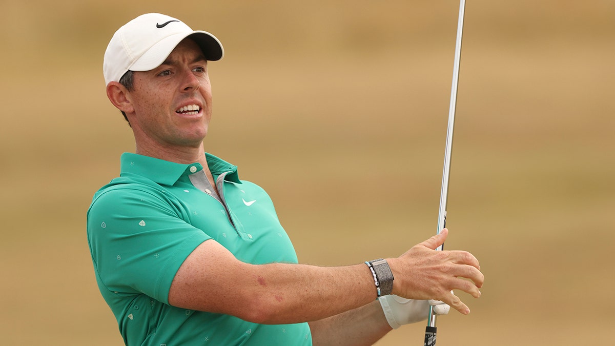 Dominant McIlroy proves up for The Match