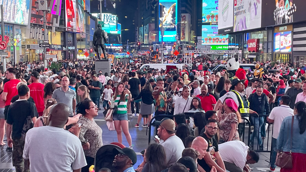 Packed Times Square July 2022