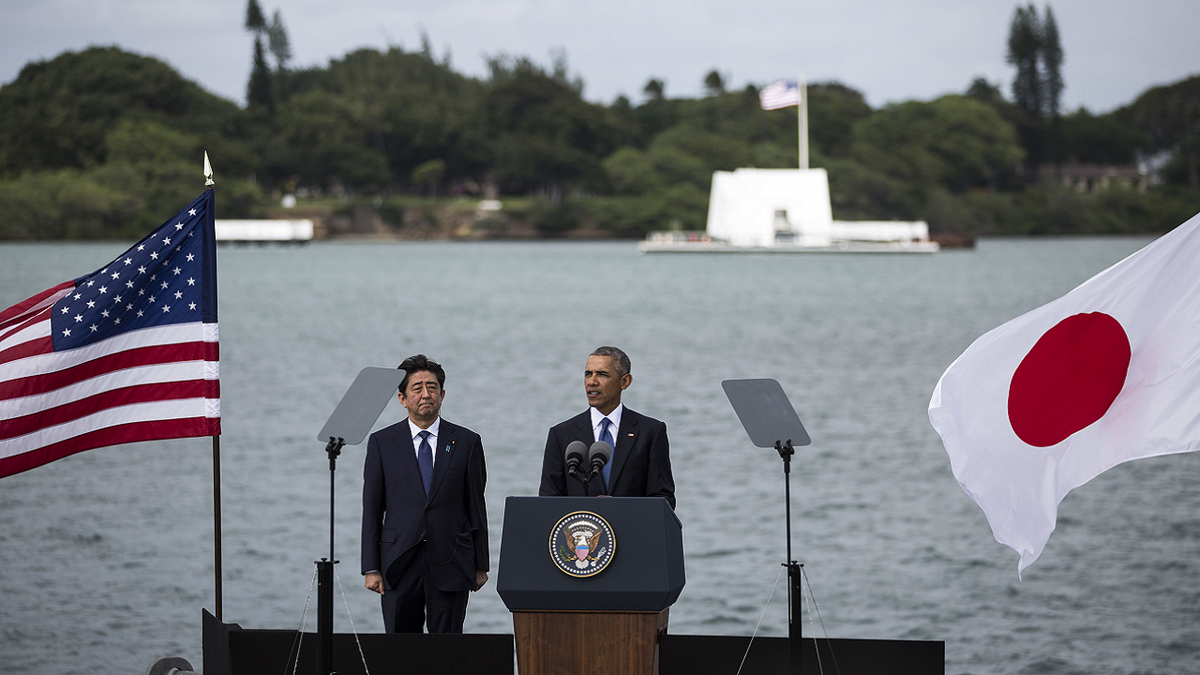Shinzo Abe Barack Obama Pearl Harbor