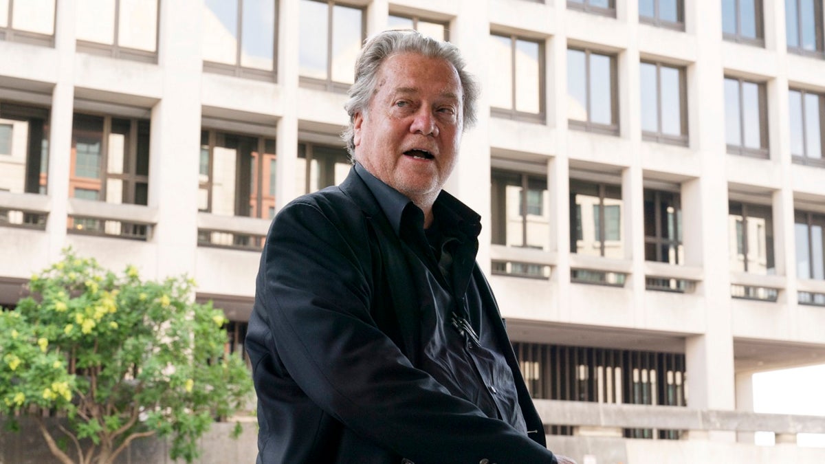 Steve Bannon stands outside courthouse