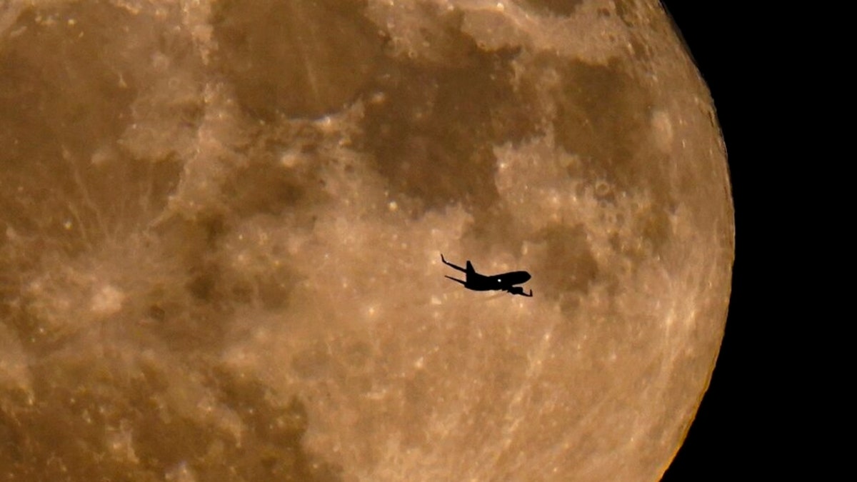 The Buck Supermoon in Wisconsin