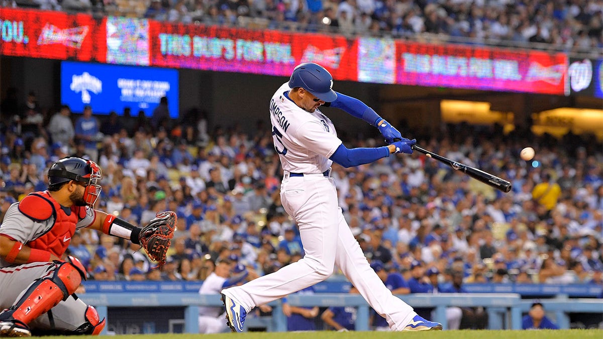 Dodgers Fans React to Triggering Kiké Hernandez Photo - BVM Sports