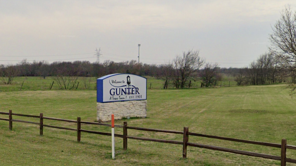 Gunter, Texas sign