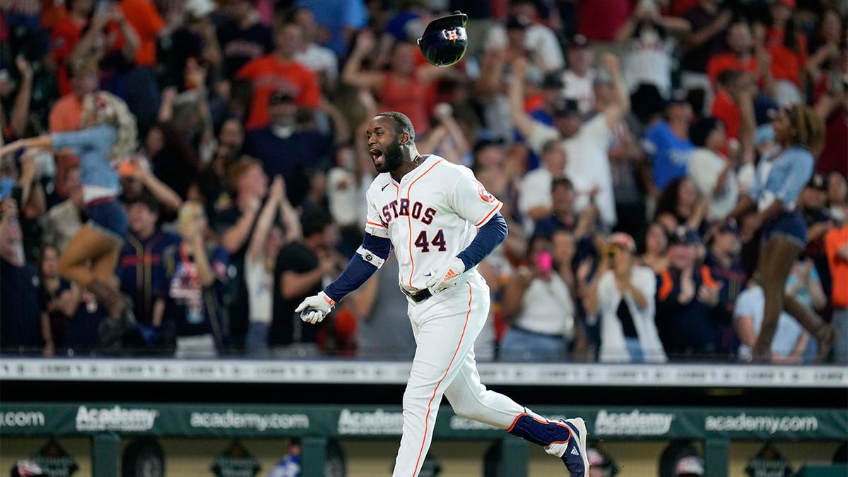 Yordan Alvarez flips helmet in the air