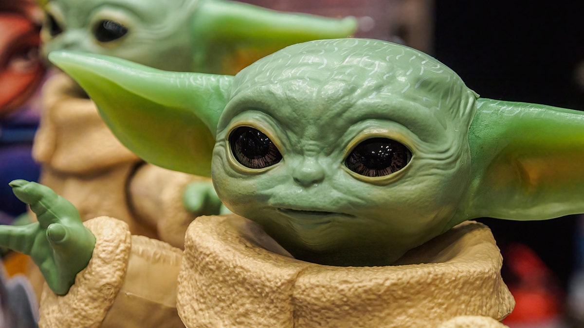 Gremlins' Director Says Baby Yoda Is 'Stolen' From Gizmo