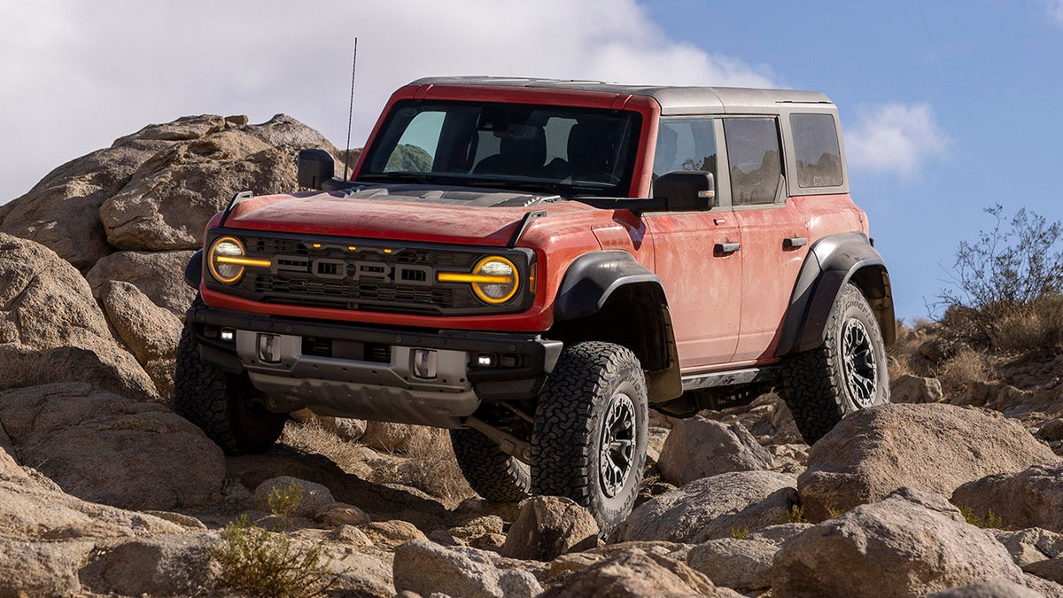 Ford Bronco rocks