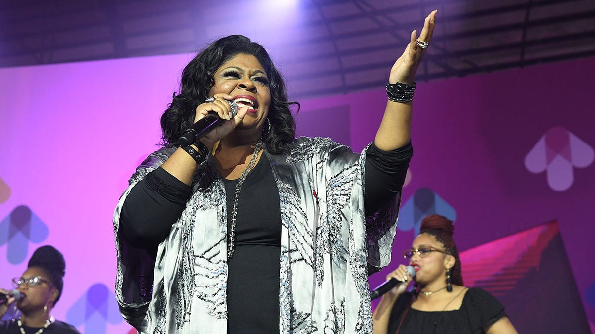 Kim Burrell