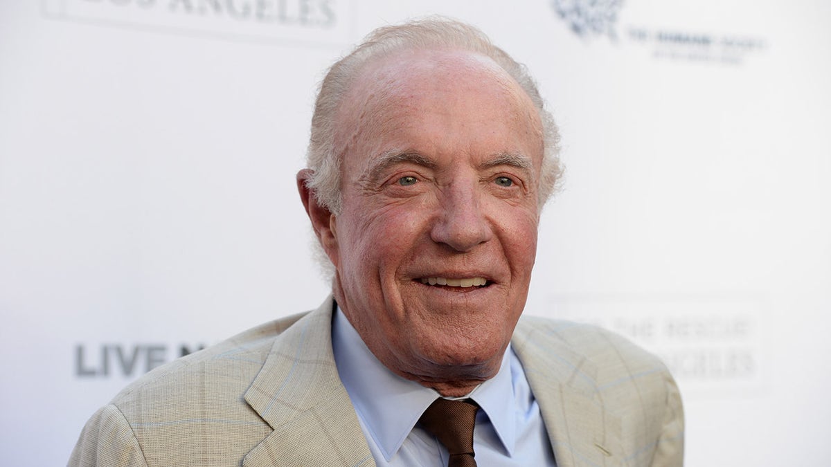 Actor James Caan memorialized on Twitter and various social media platforms