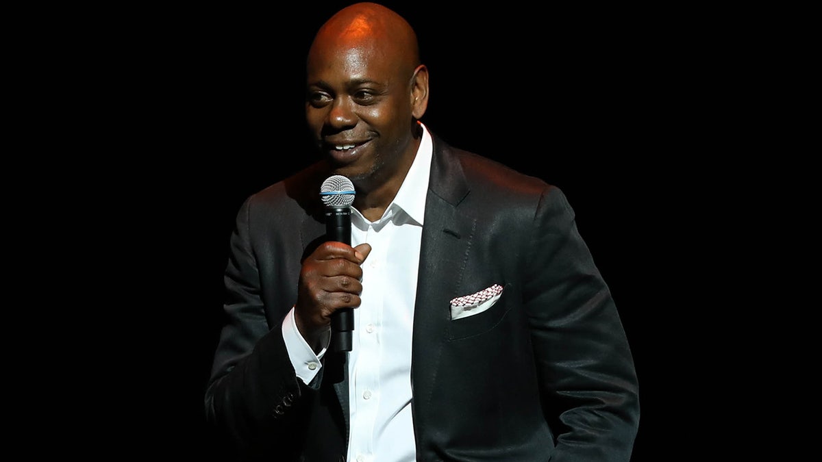 Dave Chappelle venue cancels his show at the last minute 