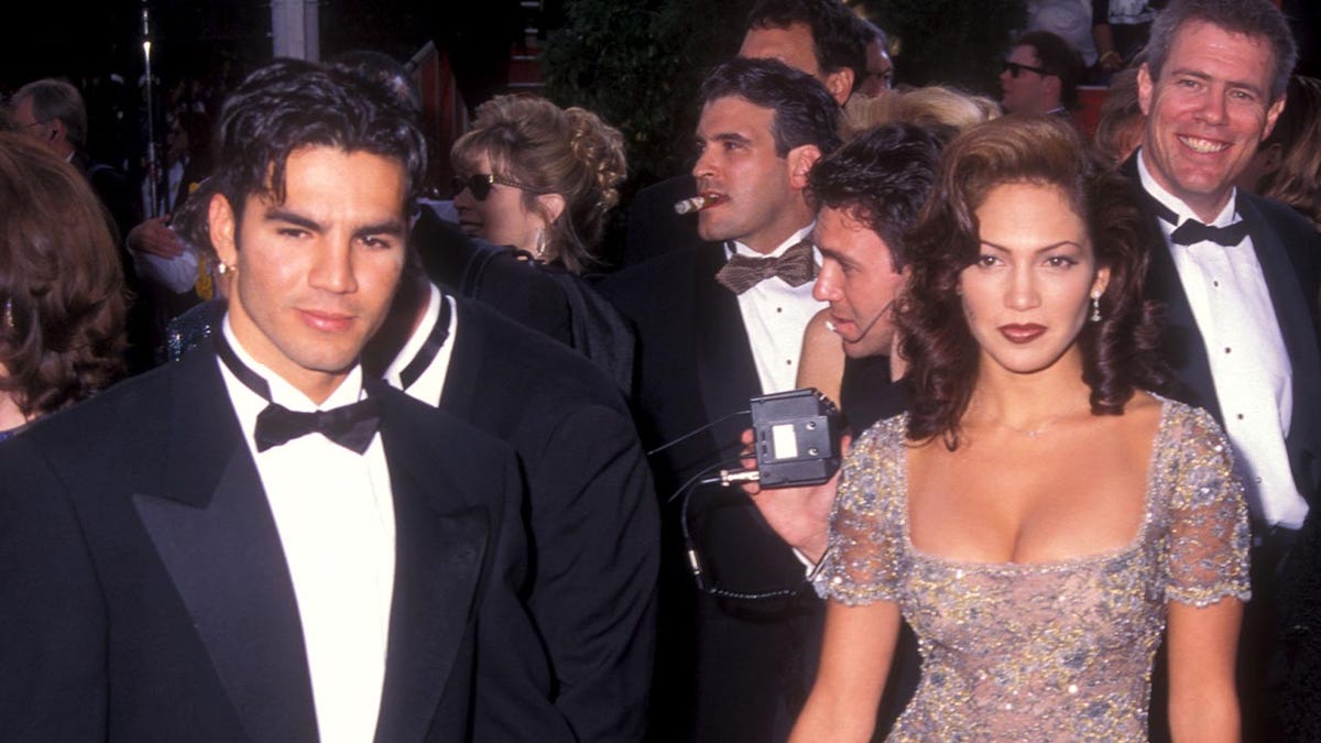 Jennifer Lopez with first husband Ojani Noa